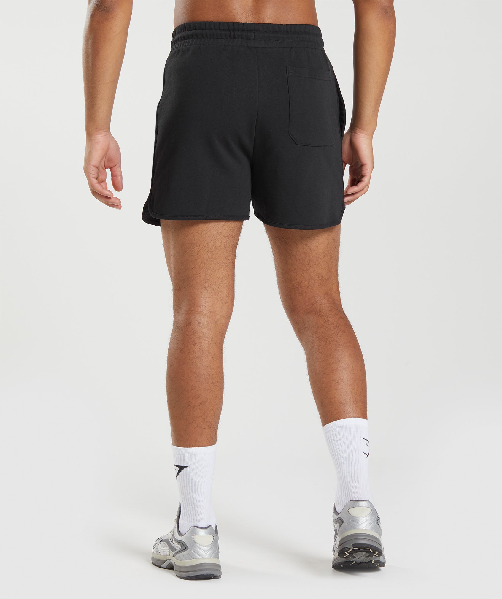 GYMSHARK Gymshark Recovery Lounge Shorts 4-Inch - Ultra-Soft Relaxation Wear for Rest Days (Midnight Black) 