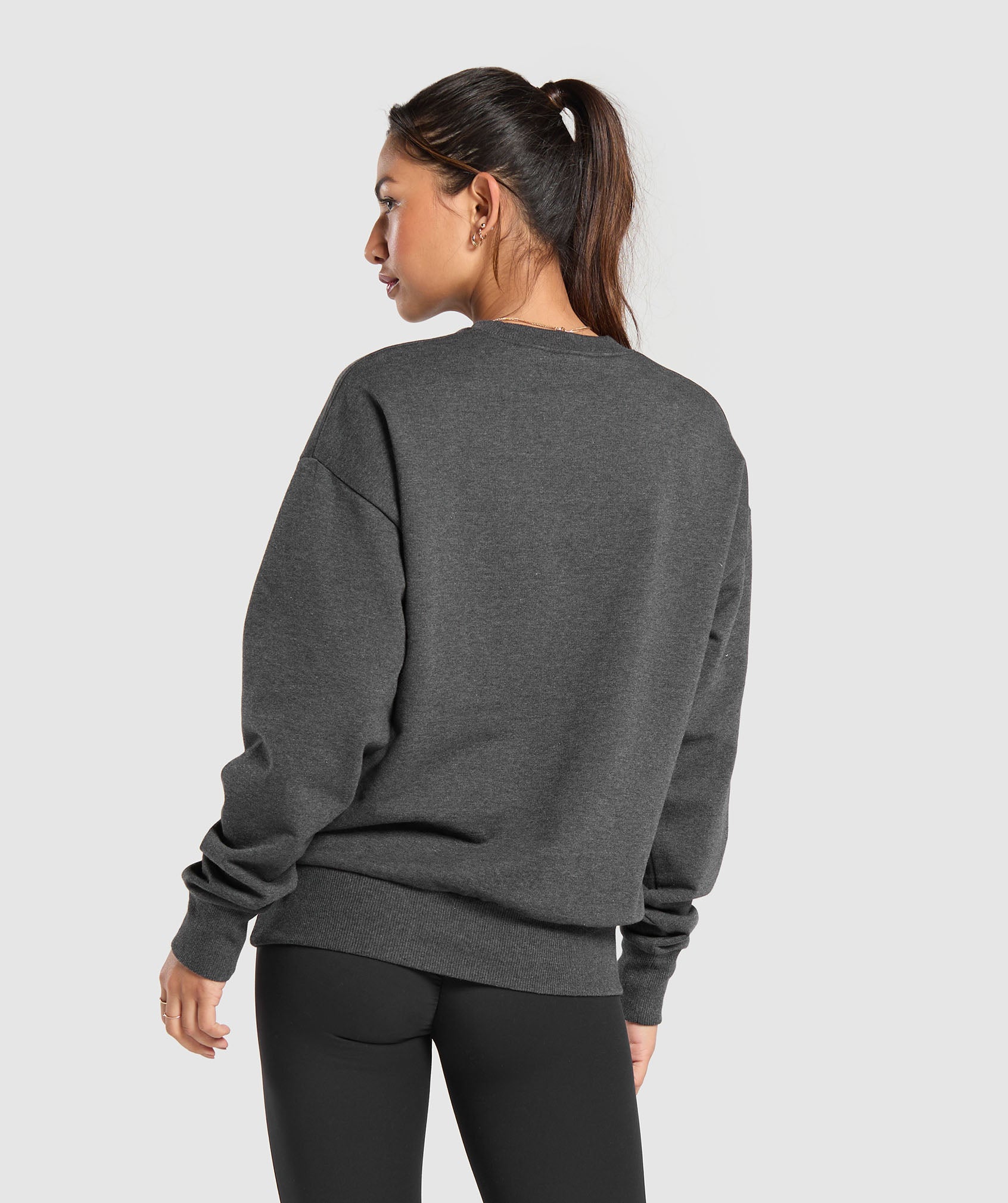 GYMSHARK GYMSHARK Relaxed Recovery Crew Sweatshirt - Soft Heathered Charcoal for Rest Days 