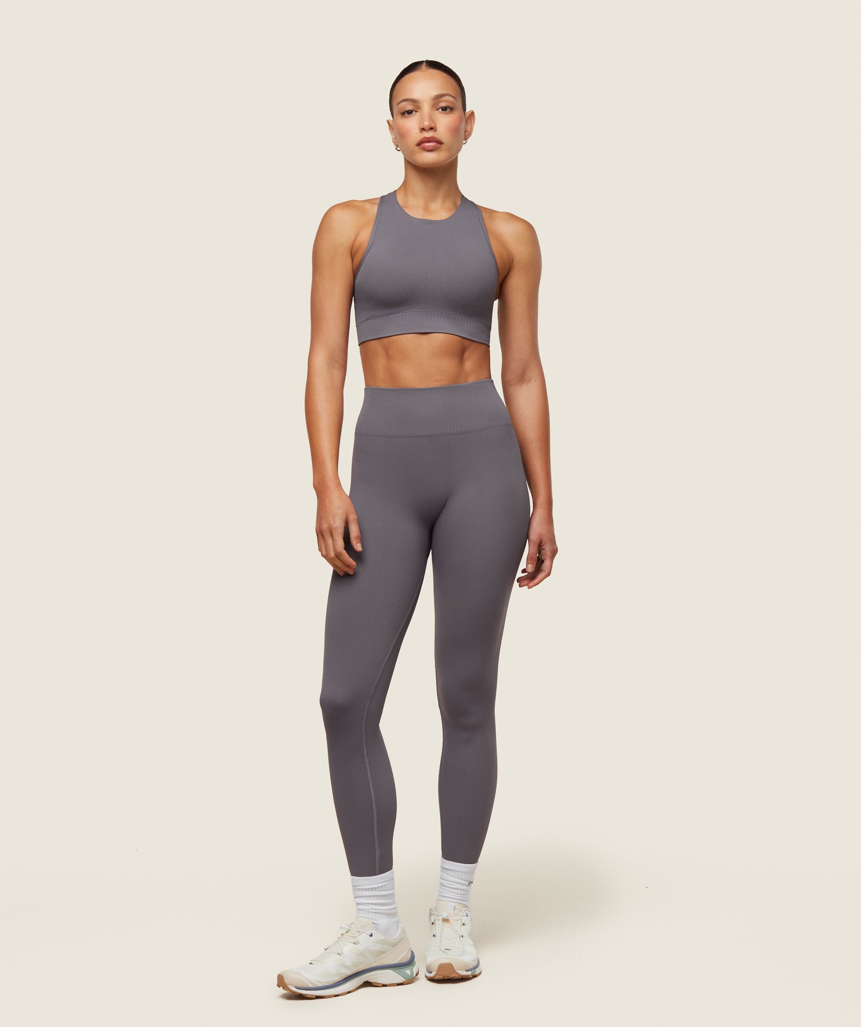GYMSHARK Ultra-Comfort Seamless Workout Bra for Women - Brushed Gray Tone 