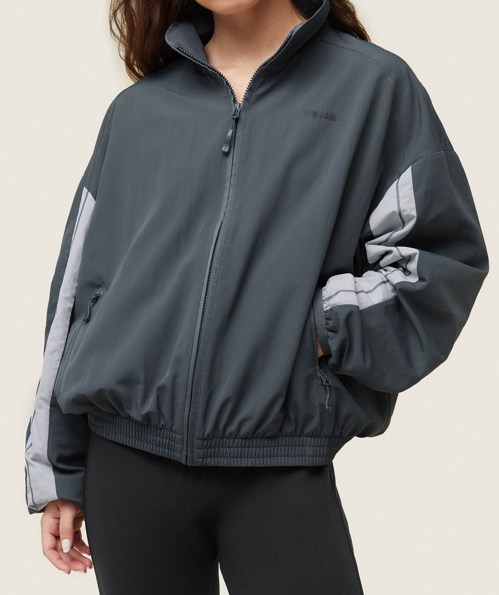 GYMSHARK Gymshark EveryWear Coach's Training Jacket - Shadow Charcoal & Frost Grey 